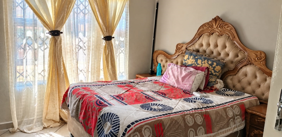 3 Bedroom Property for Sale in Crystal Park Gauteng