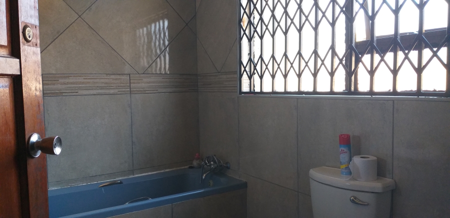 3 Bedroom Property for Sale in Crystal Park Gauteng