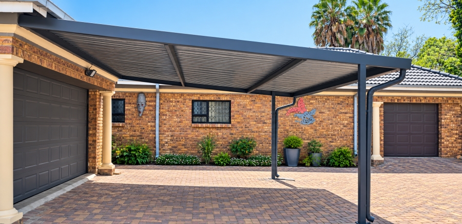 3 Bedroom Property for Sale in Crystal Park Gauteng