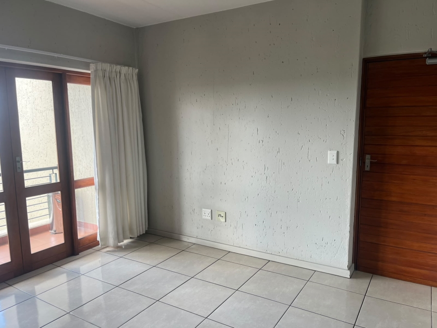 To Let 2 Bedroom Property for Rent in Douglasdale Gauteng