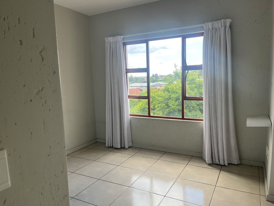 To Let 2 Bedroom Property for Rent in Douglasdale Gauteng