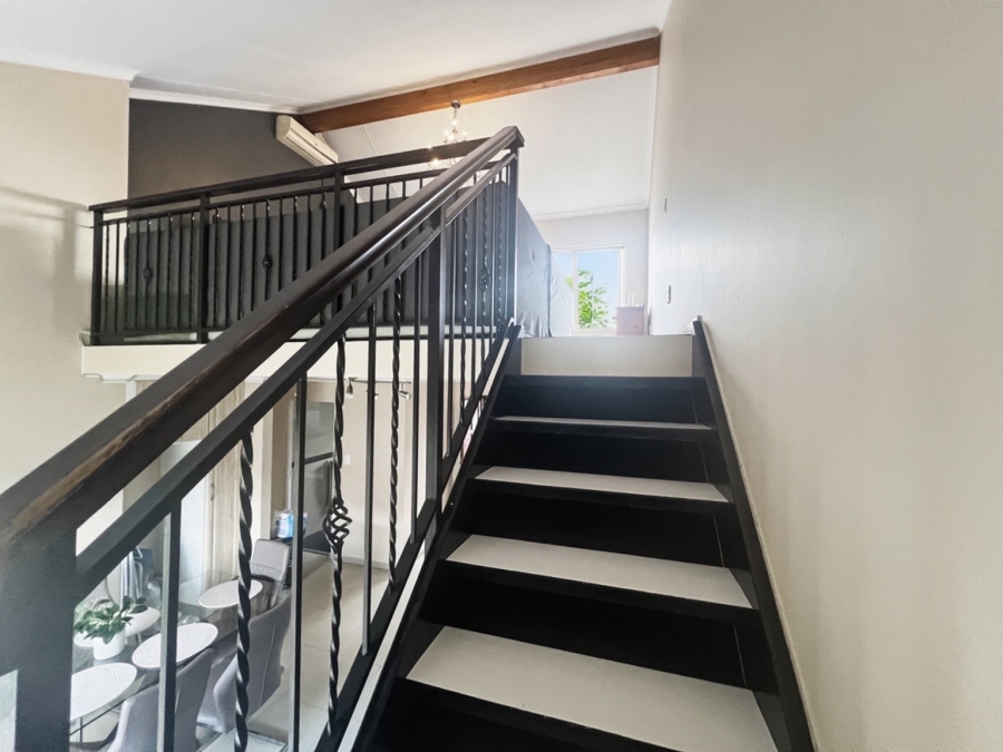 To Let 2 Bedroom Property for Rent in Sunninghill Gauteng