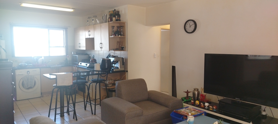 2 Bedroom Property for Sale in Bardene Gauteng