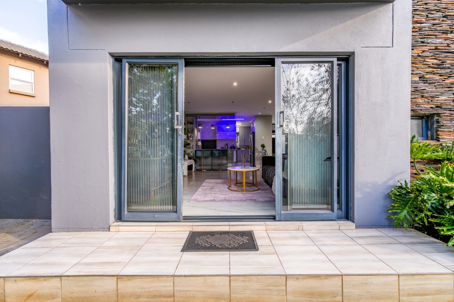 4 Bedroom Property for Sale in Olympus AH Gauteng