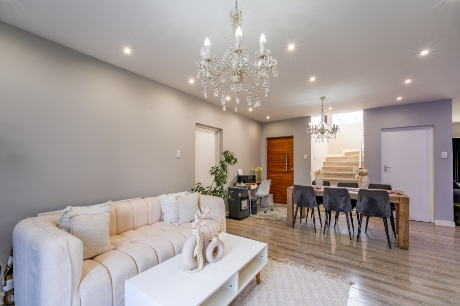 4 Bedroom Property for Sale in Olympus AH Gauteng