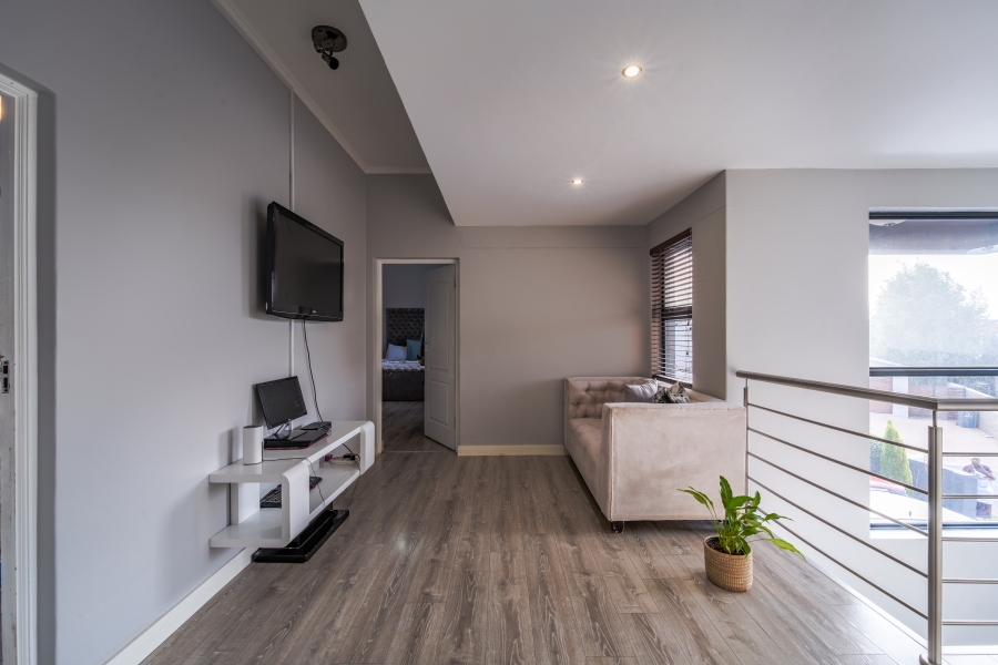 4 Bedroom Property for Sale in Olympus AH Gauteng