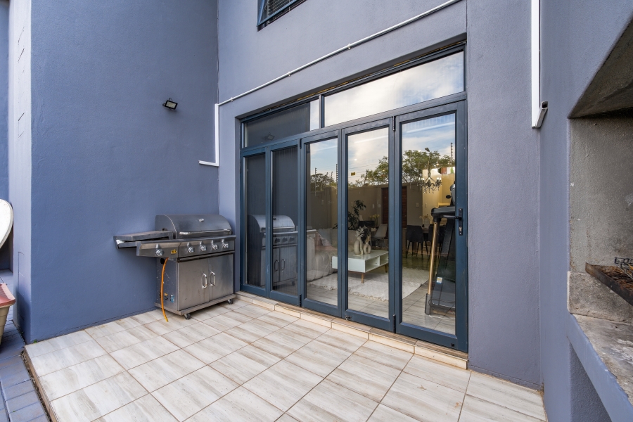 4 Bedroom Property for Sale in Olympus AH Gauteng