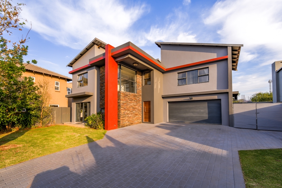 4 Bedroom Property for Sale in Olympus AH Gauteng