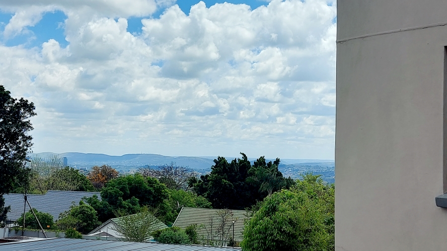 5 Bedroom Property for Sale in Waterkloof Ridge Gauteng