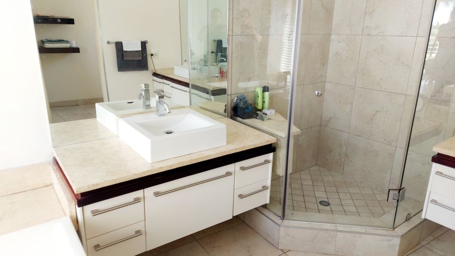 5 Bedroom Property for Sale in Waterkloof Ridge Gauteng