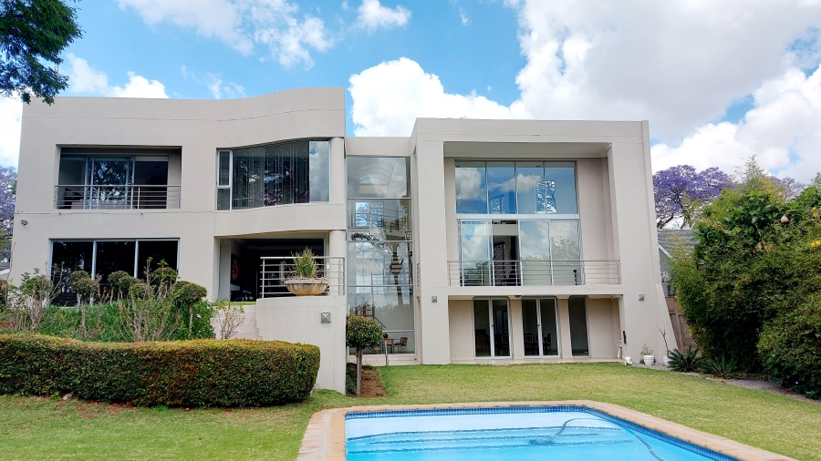 5 Bedroom Property for Sale in Waterkloof Ridge Gauteng