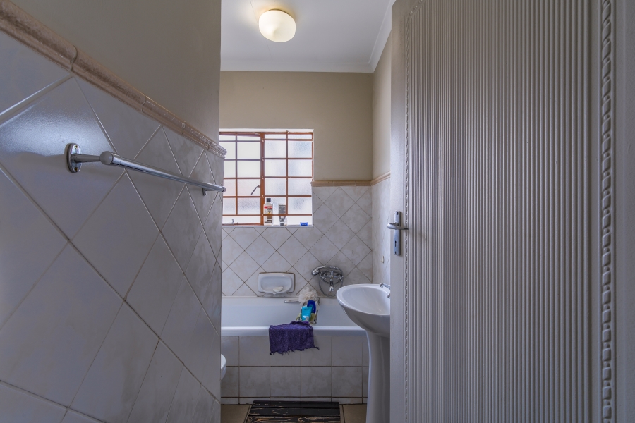 3 Bedroom Property for Sale in Moreleta Park Gauteng
