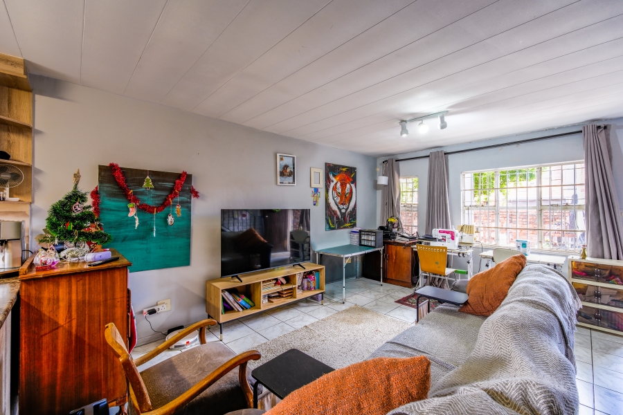 2 Bedroom Property for Sale in Garsfontein Gauteng