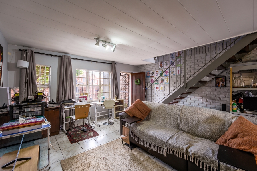 2 Bedroom Property for Sale in Garsfontein Gauteng