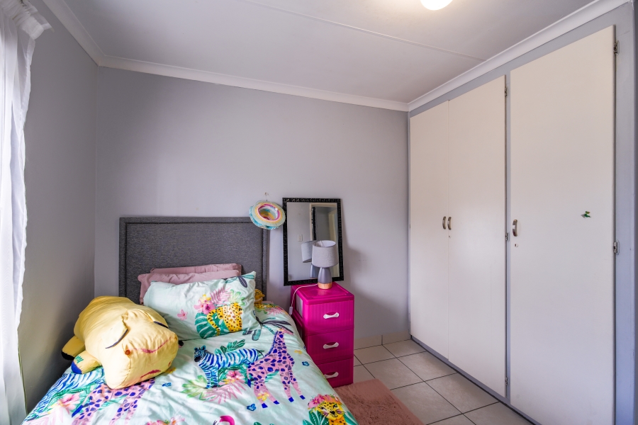 2 Bedroom Property for Sale in Garsfontein Gauteng