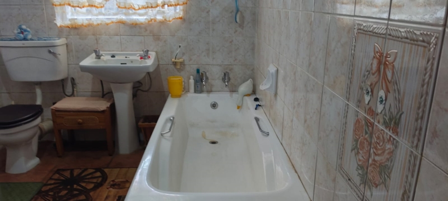 4 Bedroom Property for Sale in Fochville Gauteng