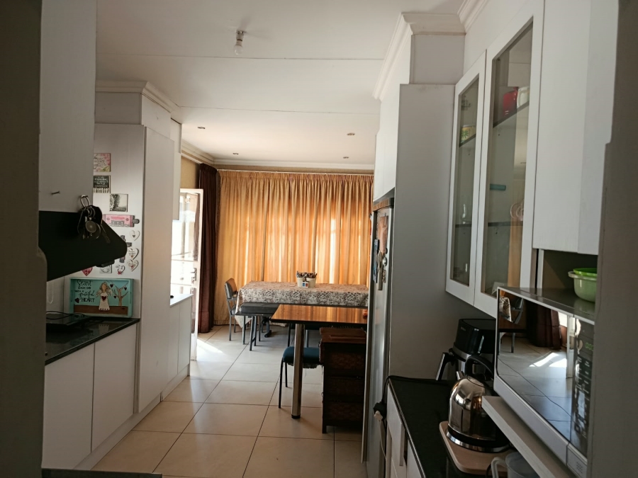 4 Bedroom Property for Sale in Risiville Gauteng