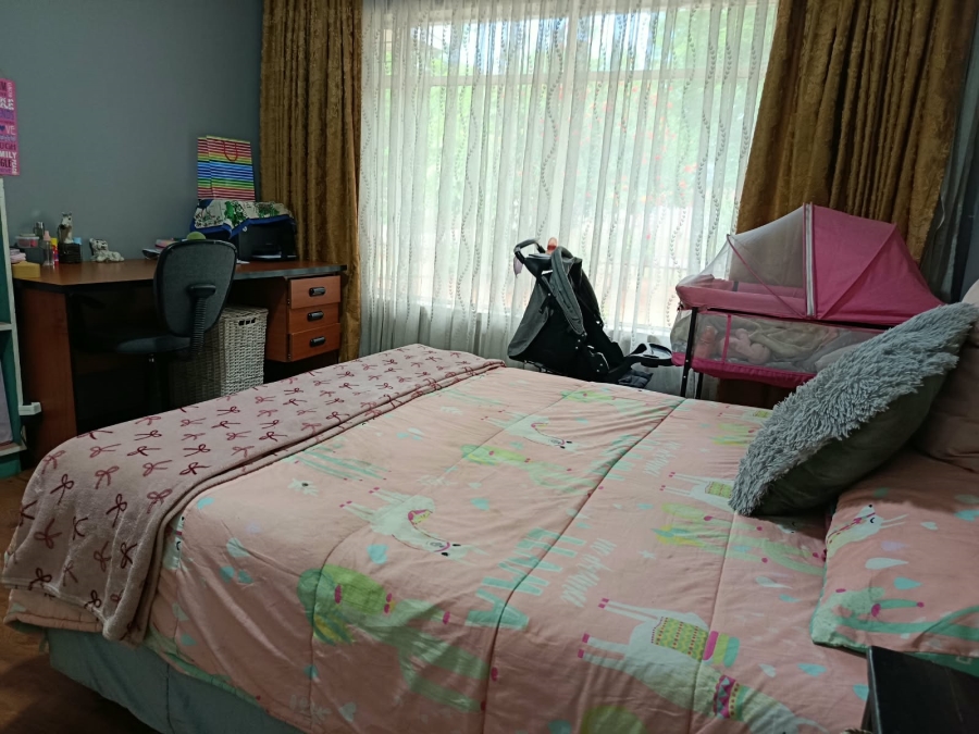 4 Bedroom Property for Sale in Risiville Gauteng