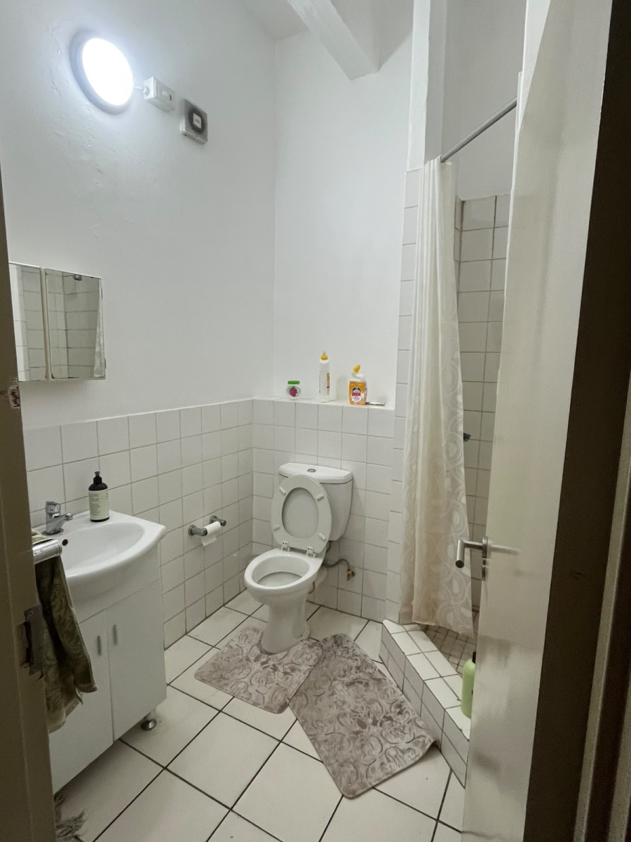 1 Bedroom Property for Sale in Braamfontein Gauteng