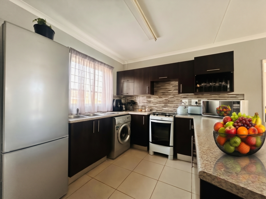 2 Bedroom Property for Sale in Honeydew Gauteng