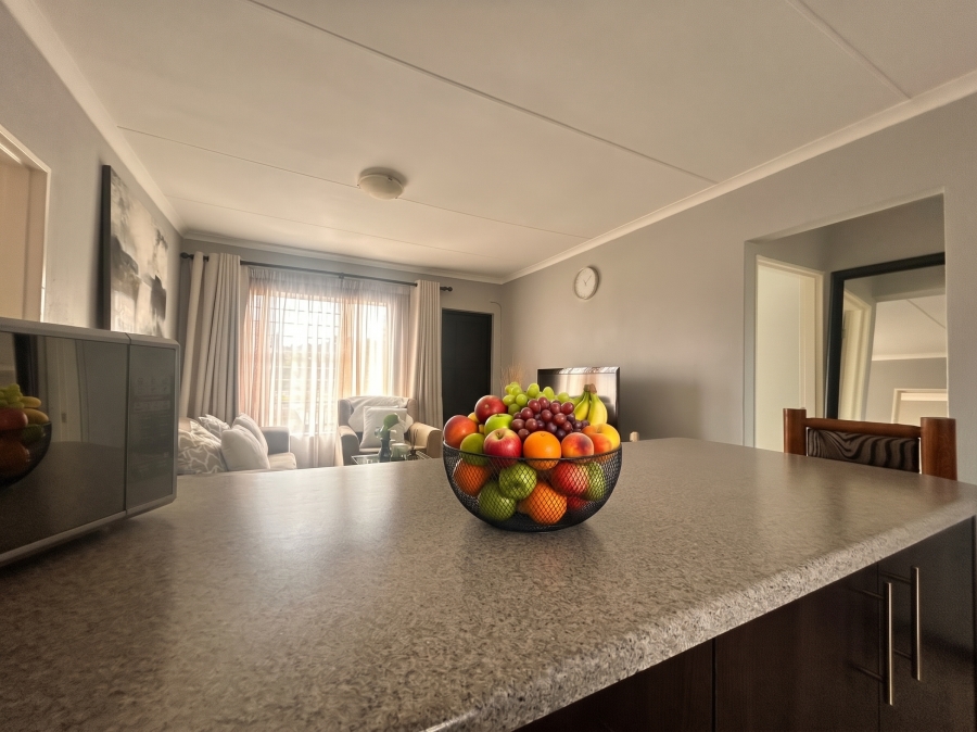 2 Bedroom Property for Sale in Honeydew Gauteng