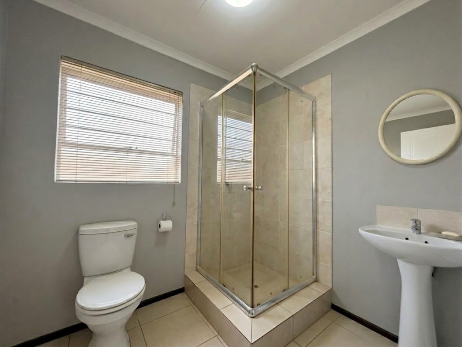 2 Bedroom Property for Sale in Honeydew Gauteng