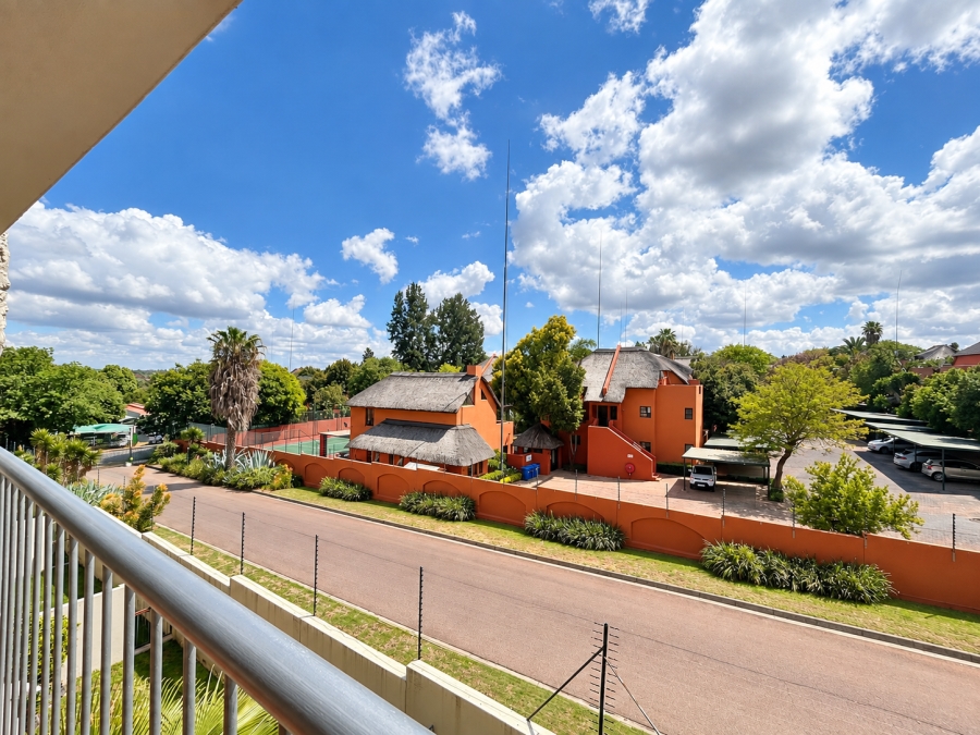 To Let 3 Bedroom Property for Rent in Sunninghill Gauteng