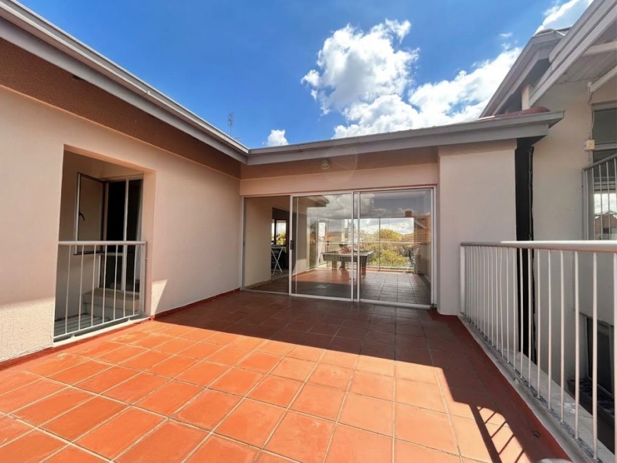 To Let 3 Bedroom Property for Rent in Sunninghill Gauteng