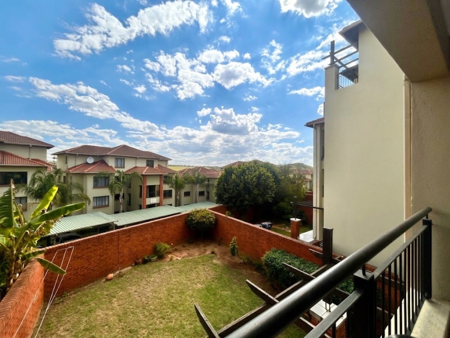 To Let 2 Bedroom Property for Rent in Paulshof Gauteng