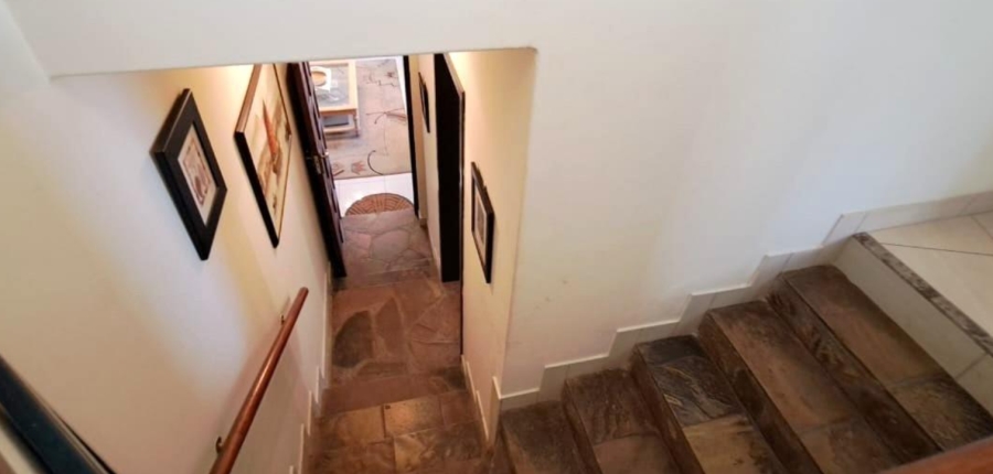 3 Bedroom Property for Sale in Mondeor Gauteng