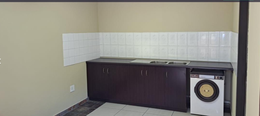 3 Bedroom Property for Sale in Mondeor Gauteng