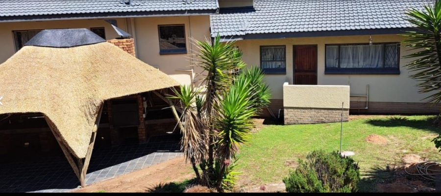 3 Bedroom Property for Sale in Mondeor Gauteng