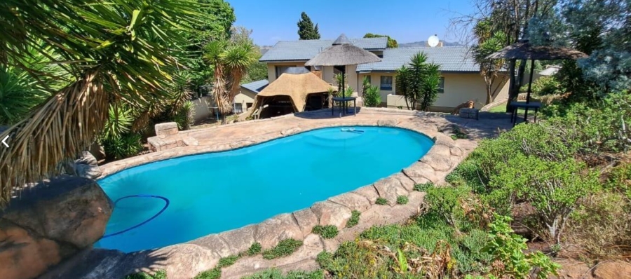 3 Bedroom Property for Sale in Mondeor Gauteng