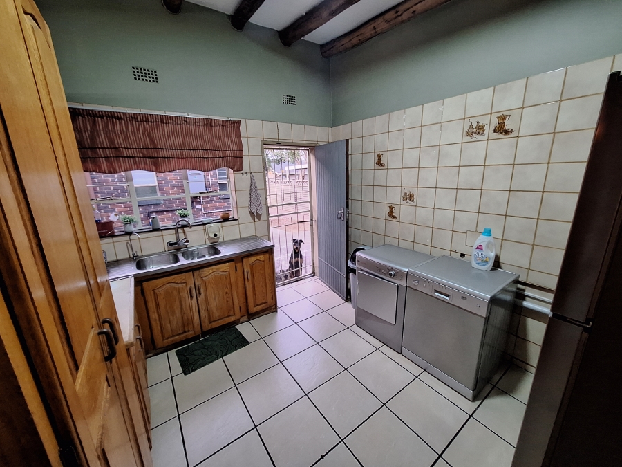 3 Bedroom Property for Sale in Vanderbijlpark SE 7 Gauteng