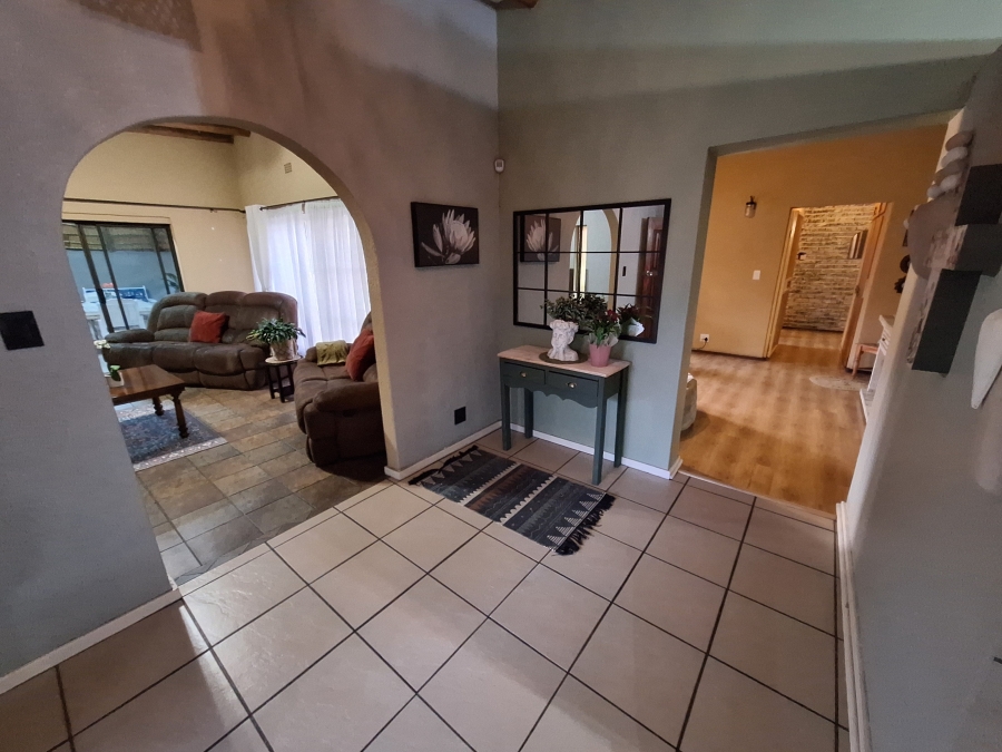 3 Bedroom Property for Sale in Vanderbijlpark SE 7 Gauteng