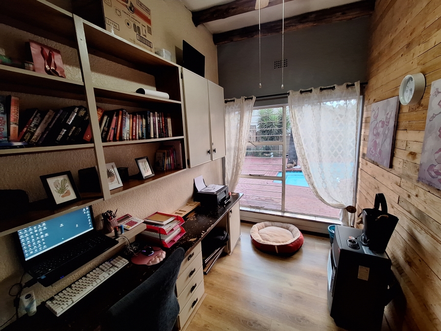 3 Bedroom Property for Sale in Vanderbijlpark SE 7 Gauteng