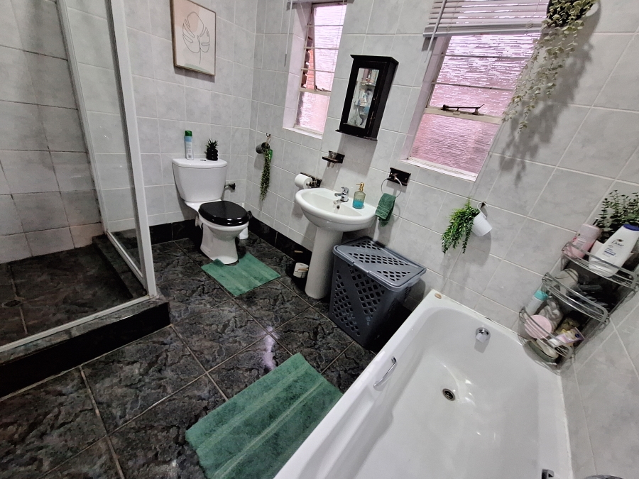 3 Bedroom Property for Sale in Vanderbijlpark SE 7 Gauteng