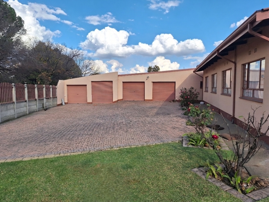 3 Bedroom Property for Sale in Vanderbijlpark SE 1 Gauteng