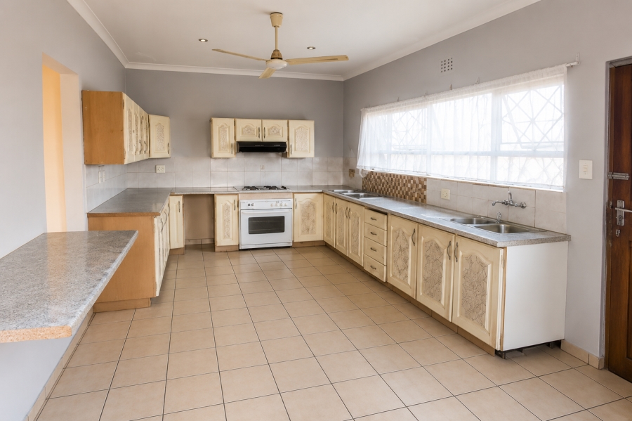 3 Bedroom Property for Sale in Sonland Park Gauteng
