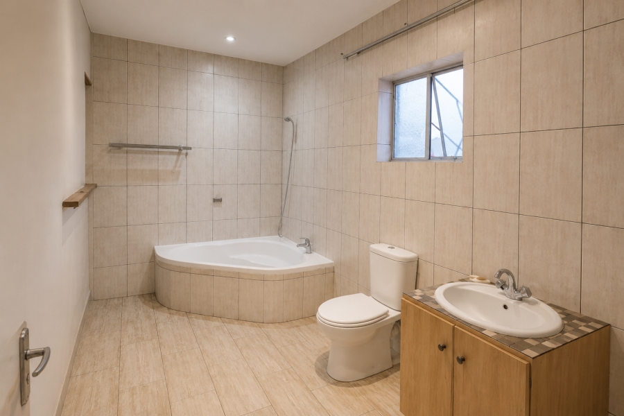 3 Bedroom Property for Sale in Sonland Park Gauteng