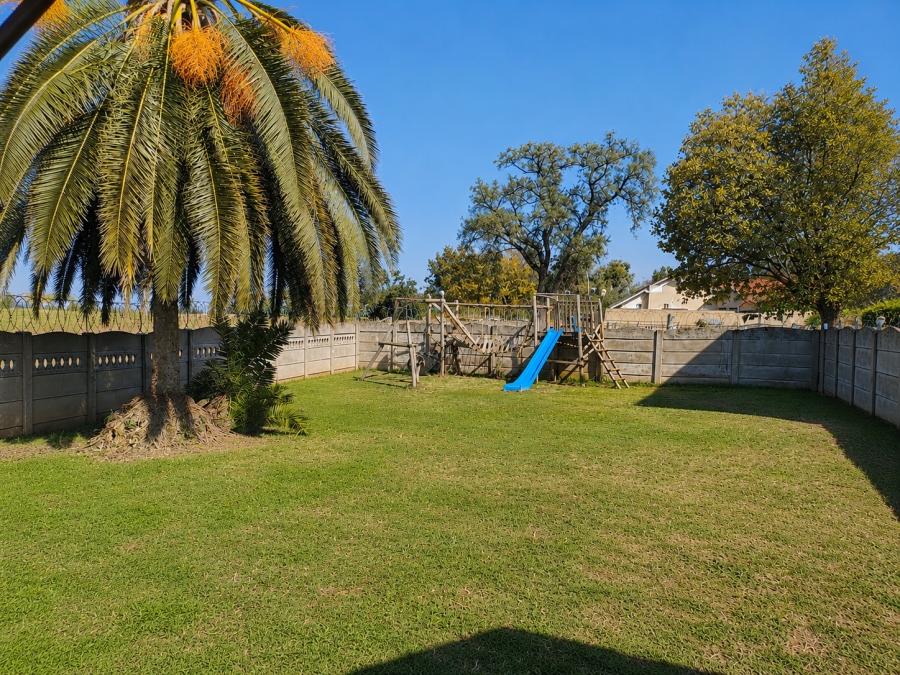 3 Bedroom Property for Sale in Sonland Park Gauteng