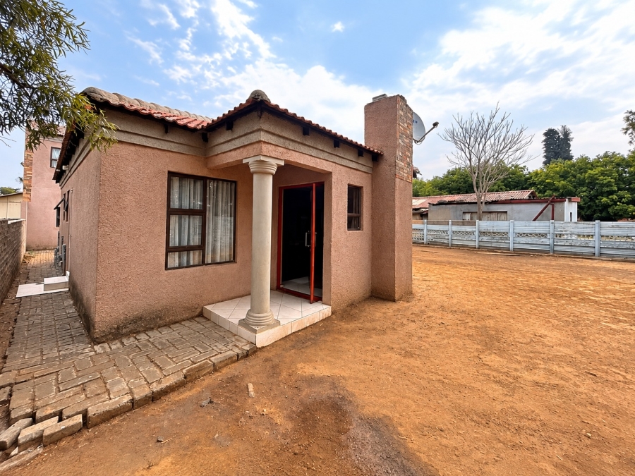 3 Bedroom Property for Sale in Vanderbijlpark Cw 6 Gauteng