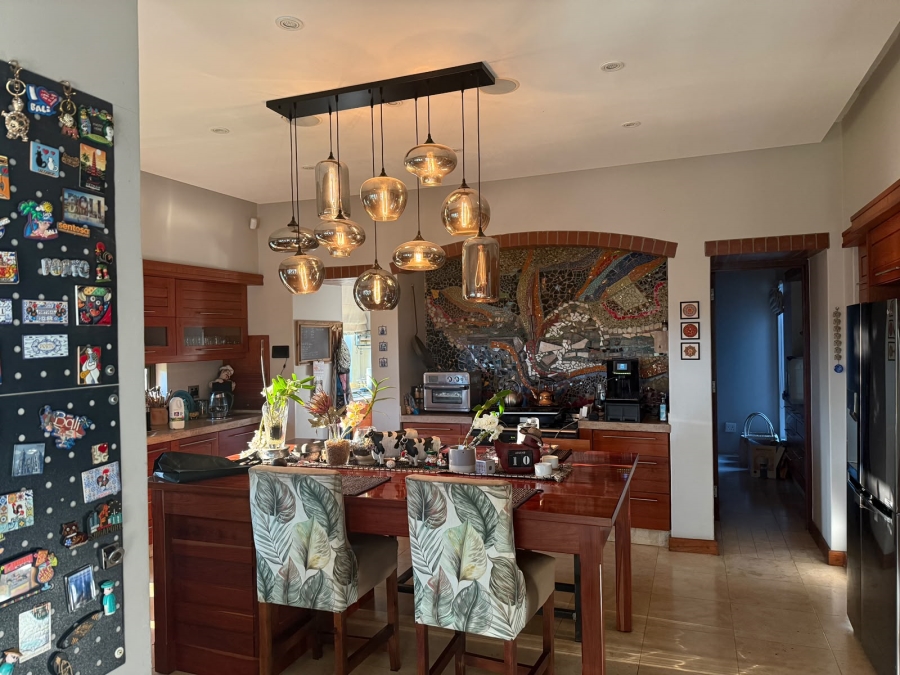 3 Bedroom Property for Sale in Leeuwfontein Gauteng