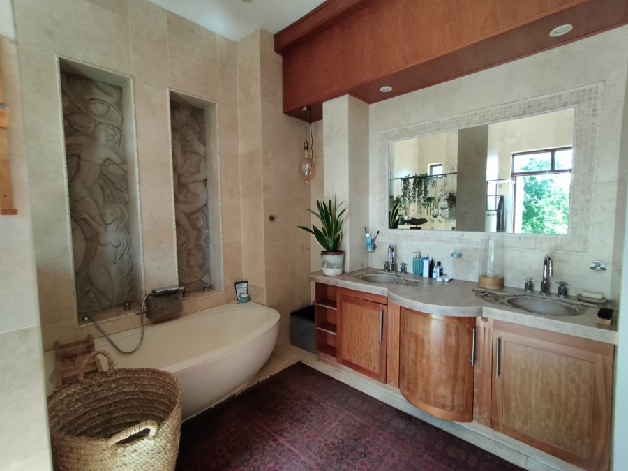3 Bedroom Property for Sale in Leeuwfontein Gauteng