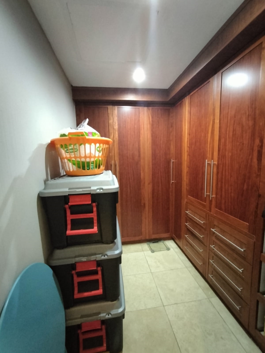 3 Bedroom Property for Sale in Leeuwfontein Gauteng