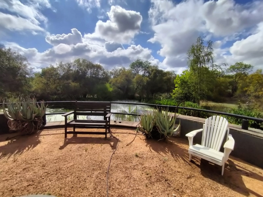 3 Bedroom Property for Sale in Leeuwfontein Gauteng