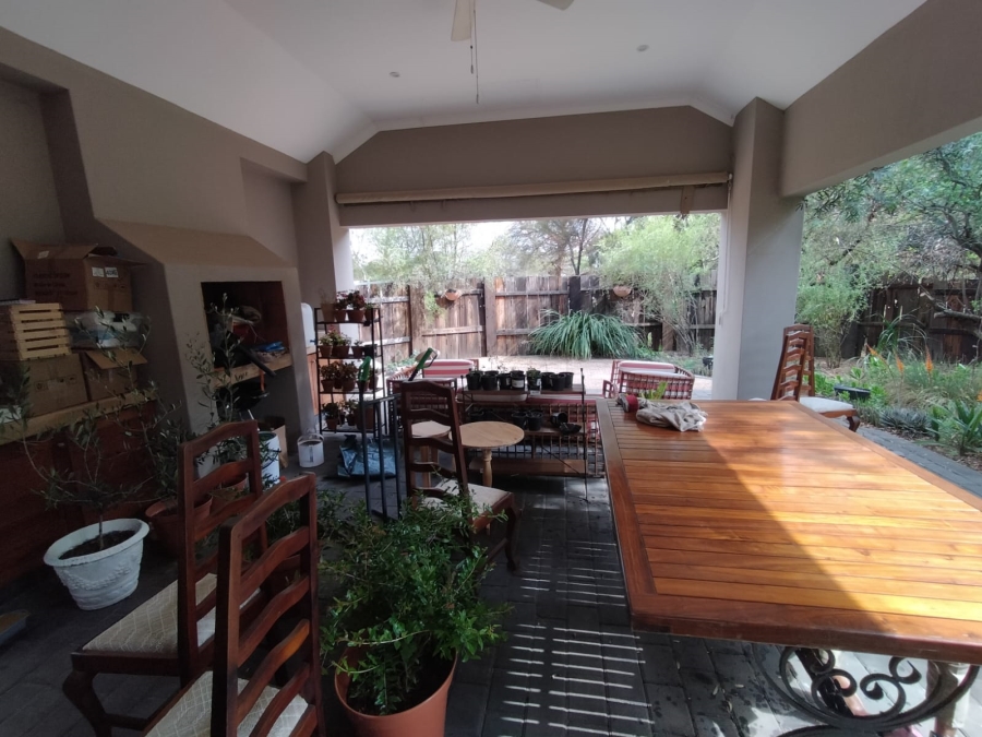 3 Bedroom Property for Sale in Leeuwfontein Gauteng