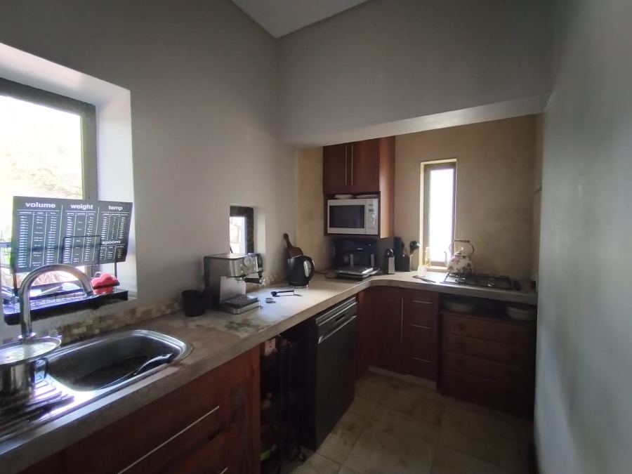 3 Bedroom Property for Sale in Leeuwfontein Gauteng