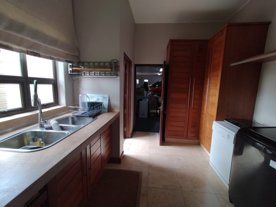 3 Bedroom Property for Sale in Leeuwfontein Gauteng