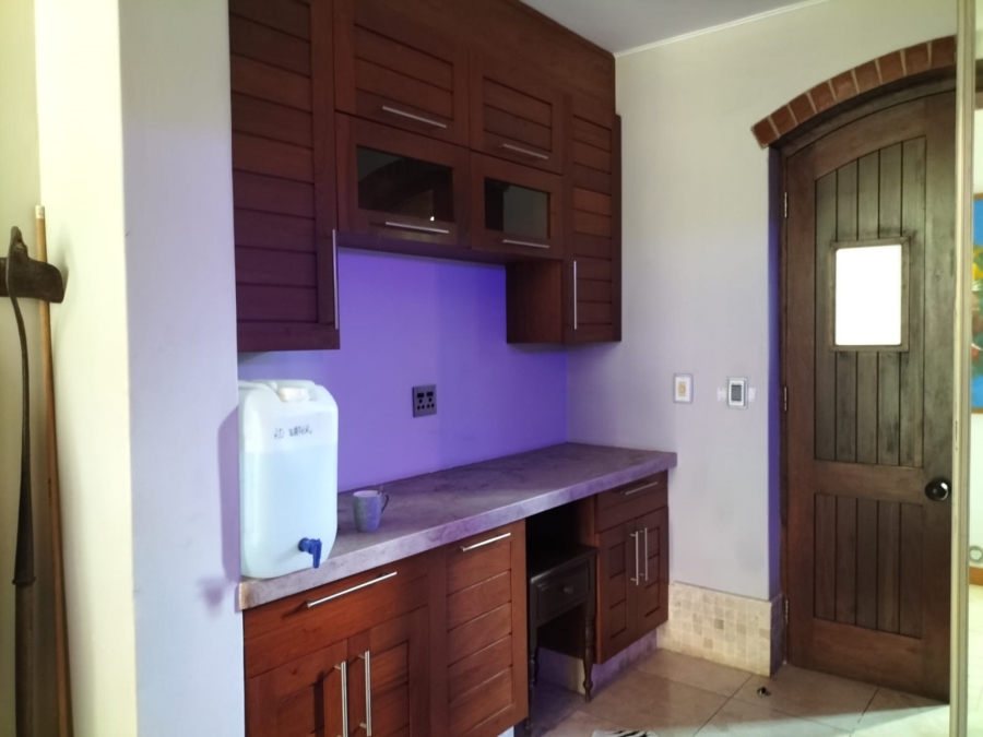 3 Bedroom Property for Sale in Leeuwfontein Gauteng
